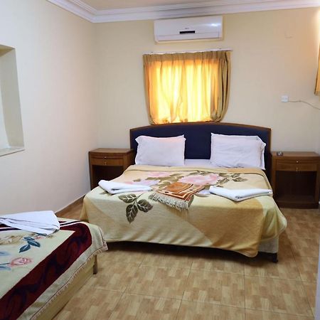 Dweik Hotel 1 Akabe Dış mekan fotoğraf